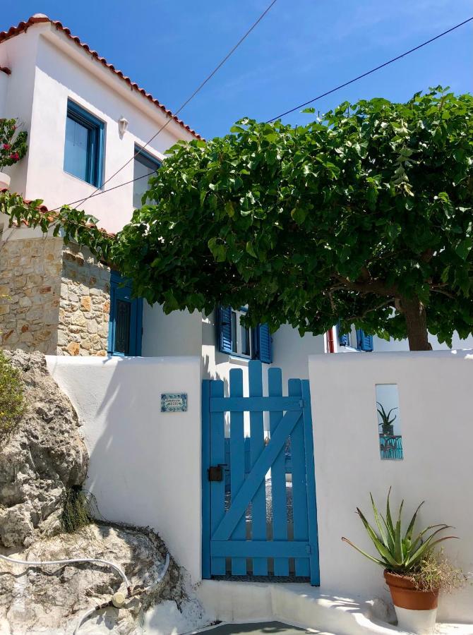 Oikies Skiathos المظهر الخارجي الصورة
